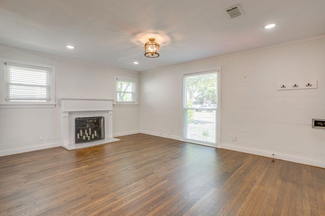 3212 Greene Avenue, Fort Worth, TX 76109