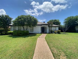 3736 Solarium Place, Plano, TX 75075