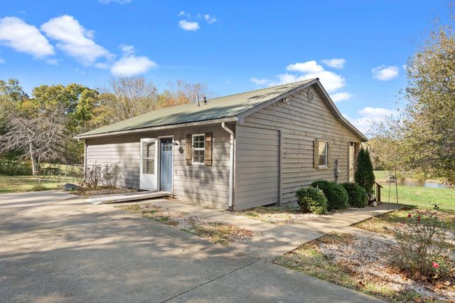 400 Herman Becraft Spur Road, Means, KY 40346