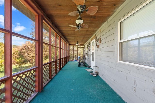 400 Herman Becraft Spur Road, Means, KY 40346