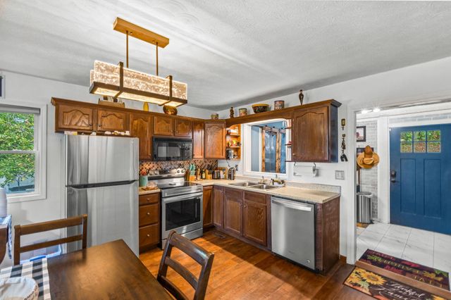 400 Herman Becraft Spur Road, Means, KY 40346