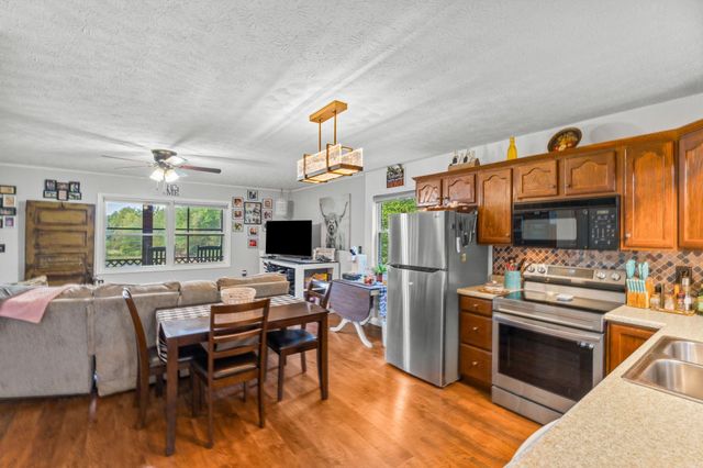 400 Herman Becraft Spur Road, Means, KY 40346