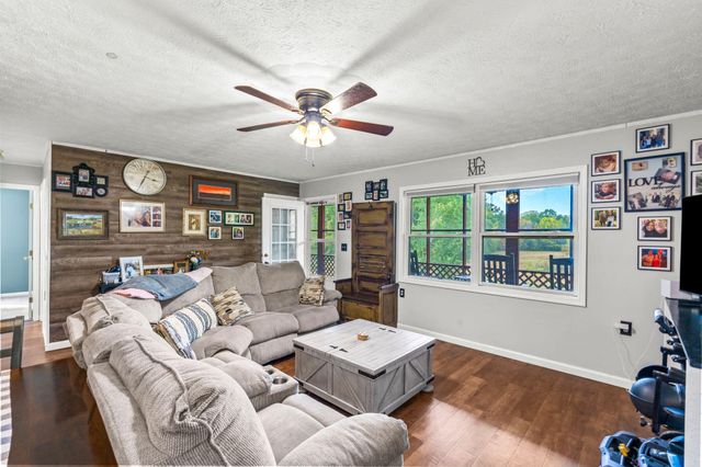 400 Herman Becraft Spur Road, Means, KY 40346