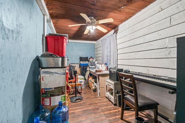 400 Herman Becraft Spur Road, Means, KY 40346