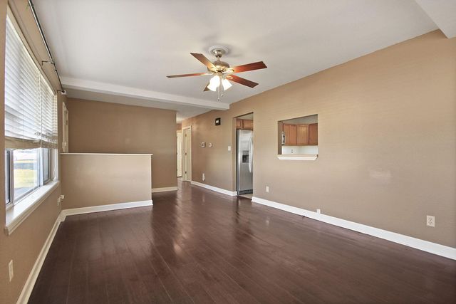 3406 WESTWIND DR, Columbia, MO 65202