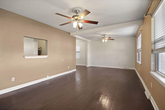 3406 WESTWIND DR, Columbia, MO 65202