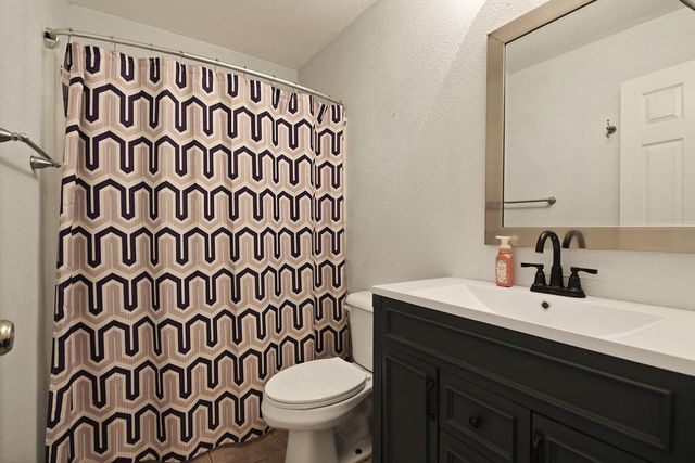 3406 WESTWIND DR, Columbia, MO 65202