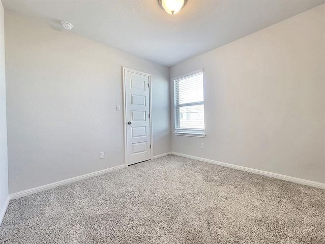 2044 Arendale DR, Leander, TX 78641