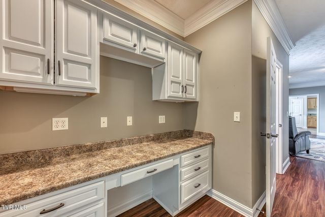 264 Southridge Drive, Blountville, TN 37617