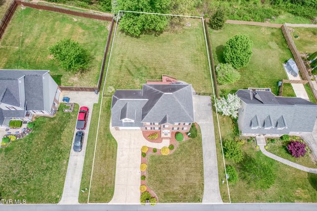 264 Southridge Drive, Blountville, TN 37617