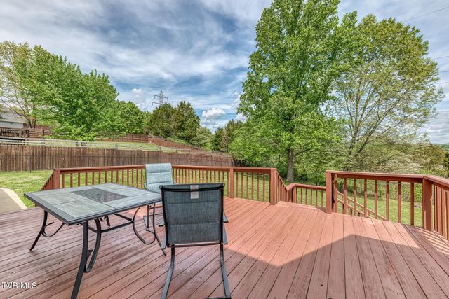 264 Southridge Drive, Blountville, TN 37617