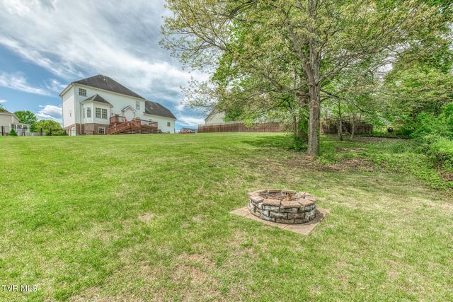 264 Southridge Drive, Blountville, TN 37617
