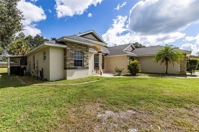 114 WINGFIELD DRIVE, Umatilla, FL 32784