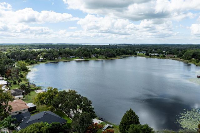 114 WINGFIELD DRIVE, Umatilla, FL 32784