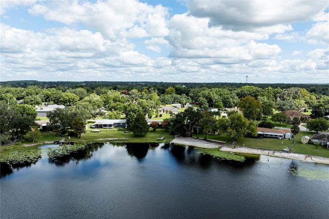 114 WINGFIELD DRIVE, Umatilla, FL 32784