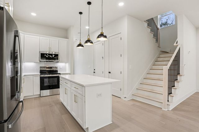 312 Luna Dr A, Nashville, TN 37211