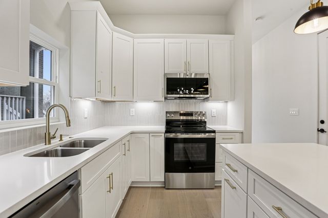 312 Luna Dr A, Nashville, TN 37211