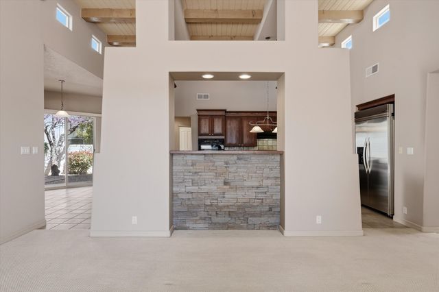 7009 E Starshine Street NE, Albuquerque, NM 87111