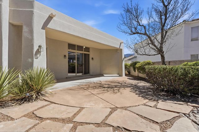 7009 E Starshine Street NE, Albuquerque, NM 87111