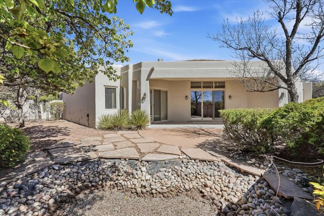 7009 E Starshine Street NE, Albuquerque, NM 87111