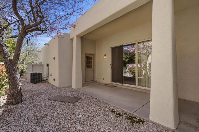 7009 E Starshine Street NE, Albuquerque, NM 87111