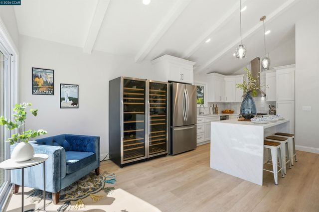 930 Pinto Ct, Walnut Creek, CA 94596