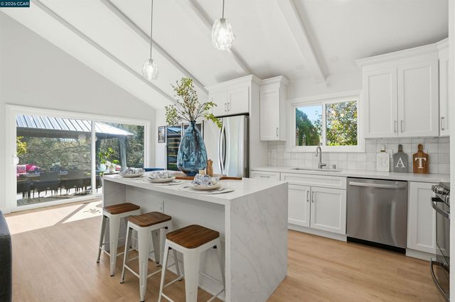 930 Pinto Ct, Walnut Creek, CA 94596