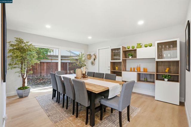 930 Pinto Ct, Walnut Creek, CA 94596