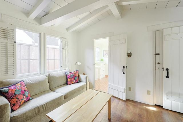 817 Margarita, Coronado, CA 92118