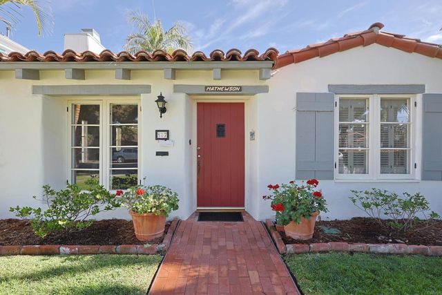 817 Margarita, Coronado, CA 92118