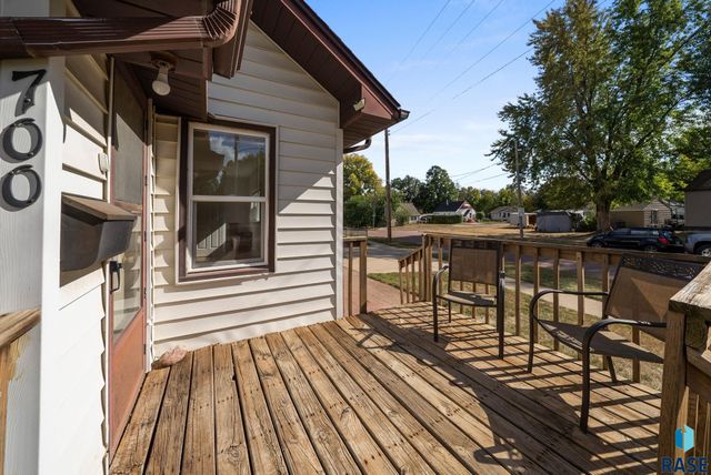 700 N Mable Ave Avenue, Sioux Falls, SD 57103