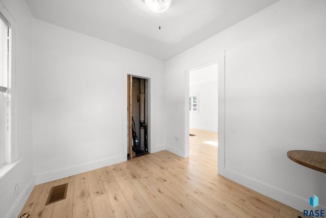 700 N Mable Ave Avenue, Sioux Falls, SD 57103