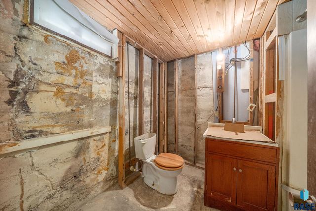 700 N Mable Ave Avenue, Sioux Falls, SD 57103