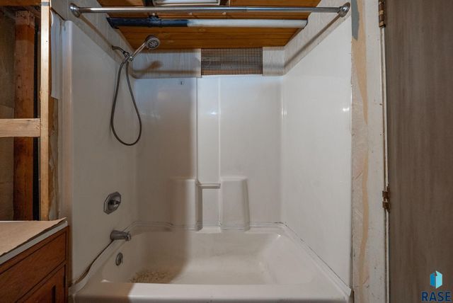 700 N Mable Ave Avenue, Sioux Falls, SD 57103