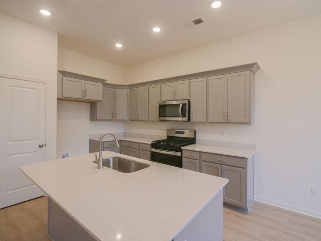 9609 COTTON FEED ST, Cordova, TN 38018