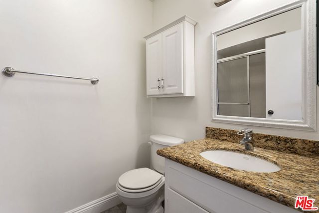 11947 Kiowa Avenue 9, Los Angeles, CA 90049