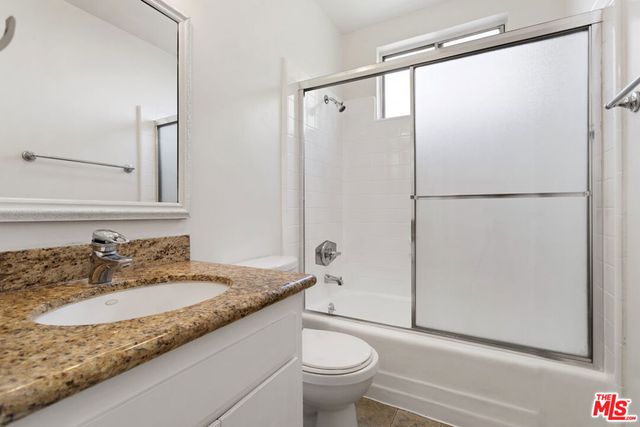 11947 Kiowa Avenue 9, Los Angeles, CA 90049