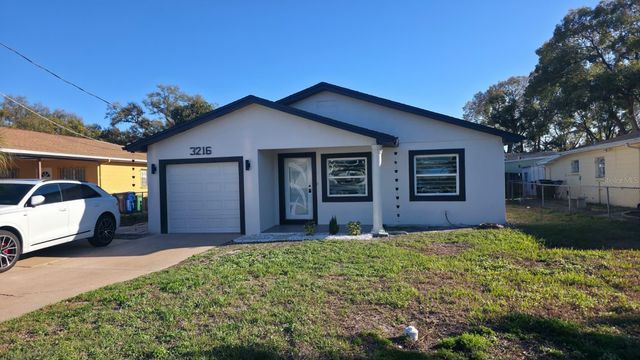 3216 W BEACH STREET, Tampa, FL 33607