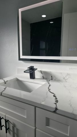 3216 W BEACH STREET, Tampa, FL 33607