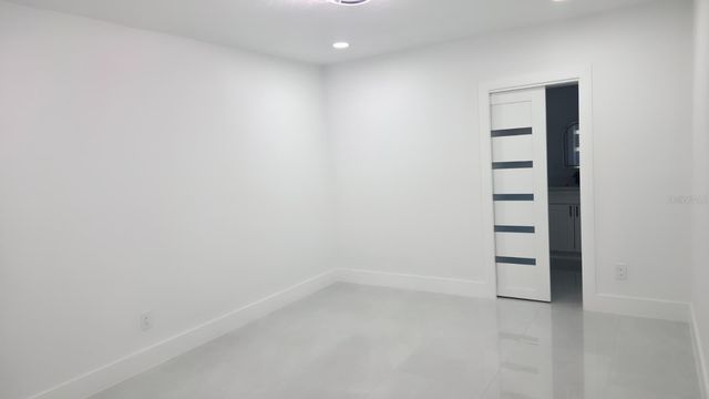 3216 W BEACH STREET, Tampa, FL 33607