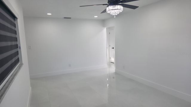 3216 W BEACH STREET, Tampa, FL 33607