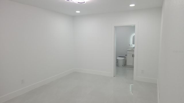 3216 W BEACH STREET, Tampa, FL 33607