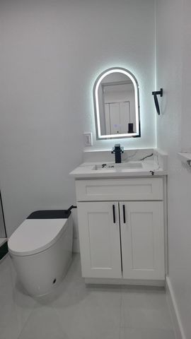 3216 W BEACH STREET, Tampa, FL 33607