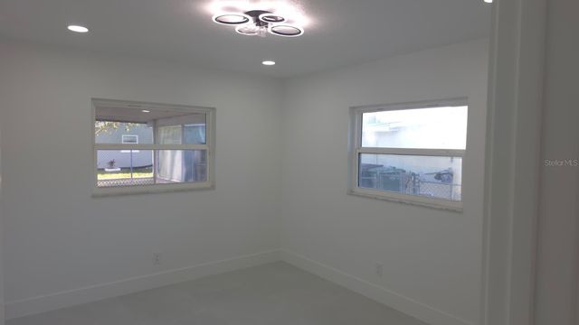 3216 W BEACH STREET, Tampa, FL 33607