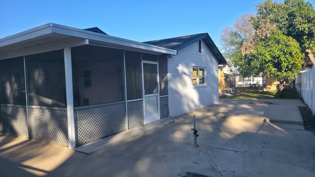 3216 W BEACH STREET, Tampa, FL 33607