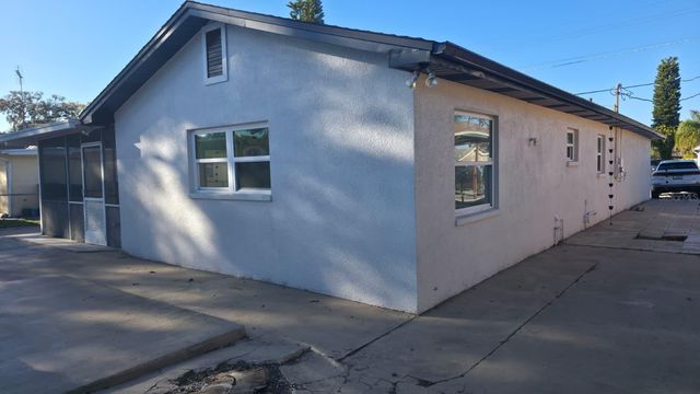 3216 W BEACH STREET, Tampa, FL 33607