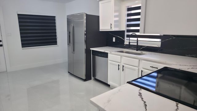 3216 W BEACH STREET, Tampa, FL 33607