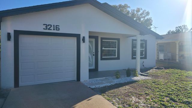 3216 W BEACH STREET, Tampa, FL 33607