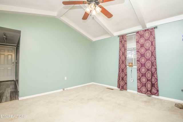 246 Old Blacksferry Lane, Clinton, TN 37716