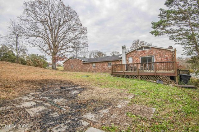 246 Old Blacksferry Lane, Clinton, TN 37716